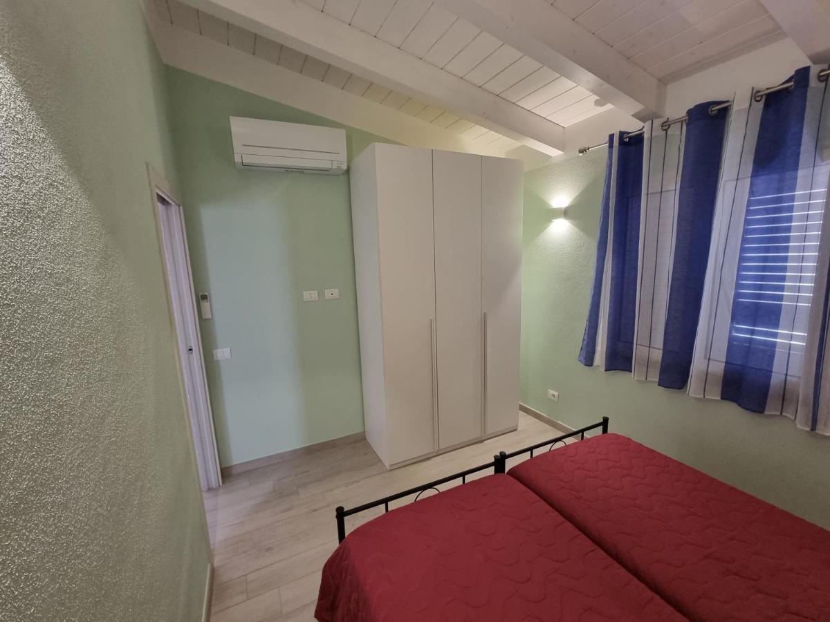 Appartamento Caprera Isola Rossa Exteriör bild